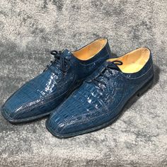 New Men's Blue Leather "Expressions" Snake-Skin Shoes.....With Box Blue Low-top Dress Shoes With Branded Insole, Blue Low-top Dress Shoes For Business, Blue Low-top Leather Shoes For Business, Casual Blue Wingtip Dress Shoes, Blue Low-top Dress Shoes For Formal Occasions, Blue Lace-up Dress Shoes With Rubber Sole, Blue Lace-up Business Dress Shoes, Casual Blue Dress Shoes For Business, Formal Blue Low-top Leather Shoes