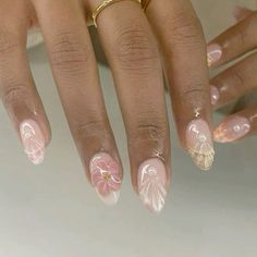 nails, flower, seashell, acrylics, gel 2024 Summer Nails Short, Pink Seashell Nails, Nails Seashell, Seashell Nail Art, Shell Nail Art, Shell Nails, Girly Acrylic Nails