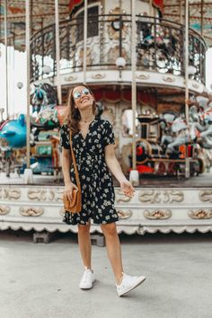 Sun Dress With Doc Martens, Summer Taiwan Outfit, Parisian Grunge, Disneyland Paris Summer Outfit, Japan Spring Outfit Cherry Blossoms, Parisian Boho, Plaid Button-up Dress For Day Out, A Week In Paris, Spring Plaid Button-up Dress