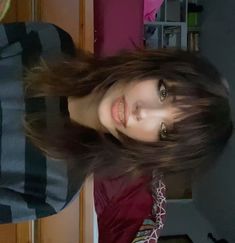 Emo Middle Part, Emo Hair For Round Faces, Shag With Straight Bangs, Layered Hair Side Part Mid Length, Hair Inspiration For Round Face, Japanese Shag Haircut, Alt Wolfcut Hair, Short Layer Long Hair, Emo Fringe Bangs