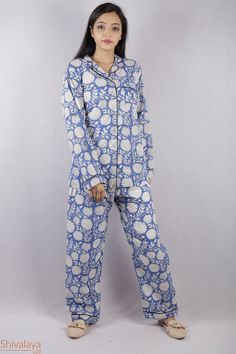 100% pure cotton hand block printed night suit, perfect for summer while sipping tea on your terrace! Full sleeve shirt with buttons and loose fit trousers. Completely handmade in Jaipur from 100% pure cotton fabric. Comes in S/M/L sizes, but without any complications can be adjusted to individual measurements. SHIVALAYA JAIPUR Pajamas for Women * Ultra-soft * 100% cotton * Handmade * Block print available sizes and measurements: XS (EU: 34 - 36, US: 6 - 8) Pyjama Top: chest girth = 36 inches / Summer Long Sleeve Block Print Sleepwear, Cotton Sleepwear With Block Print For Loungewear, Cotton Block Print Sleepwear For Loungewear, Block Print Long Sleeve Sleepwear For Loungewear, Cotton Sleepwear With Block Print And Relaxed Fit, Relaxed Fit Block Print Sleepwear For Loungewear, Traditional Cotton Sleepwear For Home, Long Sleeve Block Print Sleepwear For Home, Traditional Cotton Sleepwear For Loungewear