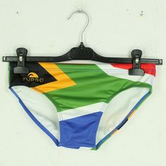 Brand: Vintage Product: Swim Trunks Details: multi-coloured, patterned 80s 90s swimwear, elastic waistband, inscription "South Africa" Men's size: M Waist width: 37 cm (elastic waistband) Length bridge: 21 cm Condition: very good, used Material: no textile label available 14 days right of withdrawal | free store pick up in Berlin If you have any questions, please contact us by phone or email. We will be happy to help you Monday to Saturday from 12:00 to 18:00. Please also note the measurements, 90s Swimwear, Vintage Swim, Mens Swim Trunks, Used Clothing, Swim Trunks, Swim Shorts, South Africa, Retro Fashion, Favorite Outfit