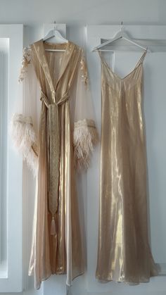 Luxury Robes, Nice One, Silk Wedding Dress, Night Dress For Women, Wedding Lingerie, Bridal Robes, Bridal Lingerie, Vintage Lingerie, Beautiful Lingerie