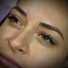 Tattooed Eyebrows, Microbladed Brows, Micro Blading, Permanente Make-up, Eyebrow Shapes, Plucking Eyebrows, Tweezing Eyebrows, Beauty Hacks Lips