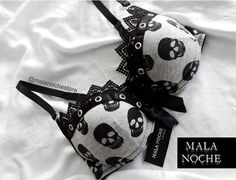 Skull Bra, Gothic Lingerie, Skull Clothing, Cute Bras, Cute Lingerie, Skull Fashion, Body Harness, Pretty Lingerie