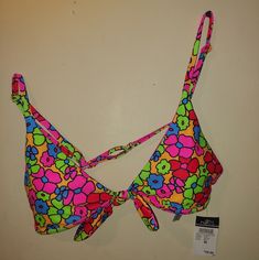 Rue 21 Bikini Top New With Tags Size Medium Trendy Underwire Swimwear For Spring, Vibrant Party Swimwear For Spring, Vibrant Spring Party Swimwear, Spring Triangle Top Swimwear In Fun Style, Top Braid, High Waisted Swim Bottoms, Rue 21, Rue21, Pink Red