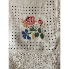 Exquisite  French linen vintage hand embroidered with cross stitch floral and scalloped handmade crotchet border tablecloth. Cross Stitch Floral, French Linen, Hand Embroidered, Table Cloth, Cross Stitch, Embroidery, Lace, Floral