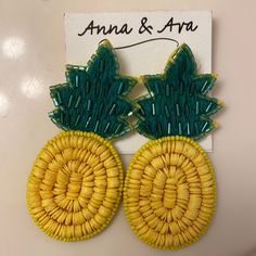 Super Cute & Brand New. Ava Green, Embroidered Jewelry, Pineapple Earrings, Fashion Designing, Beaded Jewellery, Jewelry Design Earrings, Design Earrings, Bead Jewelry, Diy Jewellery