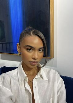 Sleek Hair And Makeup, Sleek Hair Ponytail, Flipped Ponytail Hairstyles, Sleek Hair Black Women, Black Relaxed Hairstyles, Black Hair Straight Hairstyles, Clean Hairstyles Women, Sleek Hairstyles Black Women, Sleek Hairstyles Short Hair