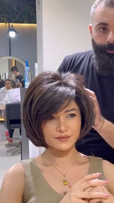 Hairstylist Hairstyles, Short Hair Images, Haircut And Color, Haircut For Thick Hair, Hair Haircut, Short Hair With Layers