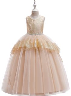 A-line silhouette, tulle fabric, and embroidery embellishment are the best features of this champagne tulle beading flower dress. Apart from this, its floor length hemline, scoop neckline style, and zipper up style are additional features. So, if you are waiting for the arrival of special dress, then this is the best one dress for you. Its champagne color with sleeveless style can attract the attention of people in a huge crowd. Therefore, get this unique dress for you for the sake of any event you need to go. Wedding Dress For Girls, Girls Princess Dress, Long Flower Girl Dresses, Princess Dress Kids, Girls Dresses Online, Girls Tutu Dresses, Girls Holiday Dresses, Satin Tulle, Flower Girl Dress Lace