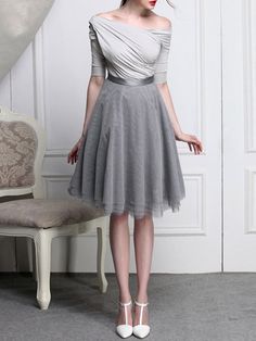 Gray Plain Cotton-blend Short Sleeved Top Gray Plain, Tops Online, Exclusive Fashion, Independent Designers Fashion, Gray Dress, Holiday Outfits, Skirt Fashion, Dress Skirt, Short Sleeves Tops