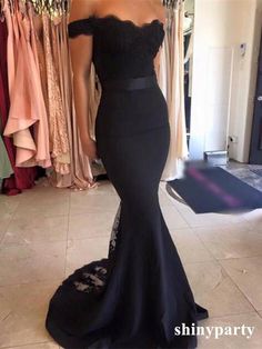 Off Shoulder Black Lace Mermaid Prom Dresses, Black Lace Mermaid Bridesmaid Dresses Black Lace Bridesmaid Dress, Black Lace Prom Dress, Prom Dress With Train, Navy Blue Prom Dresses, Girl Games, Evening Dress Long, Mermaid Prom Dresses Lace, فستان سهرة, Satin Prom Dress