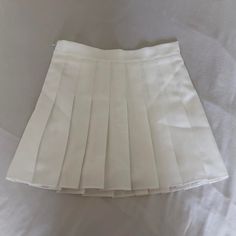 -Built In Shorts -Never Worn Skirts Flowy, White Tennis Skirt, Ruffled Mini Skirt, Grey Mini Skirt, Faux Leather Mini Skirt, Denim Jean Skirt, Tweed Mini Skirt, Micro Mini Skirt, Pleated Skirts