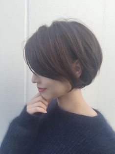 Shortish Hair, Kort Bob, Stacked Bob Hairstyles, Easy Hairstyles For Thick Hair, Korean Short Hair, Shaggy Short Hair, Really Short Hair, Hair Inspiration Short, Shot Hair Styles