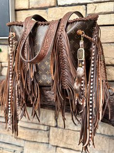 Tooled Belts, Western Bags Purses, Louis Bag, Western Bag, Western Brown, Large Feathers, Cowhide Bag, Small Braids, Fringe Purse