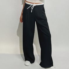 New W Tags Black Wide Leg Sweatpants For Summer, Trendy Black Wide-leg Pants, Trendy Black Wide Leg Loungewear Pants, Black Relaxed Fit Wide Leg Pants For Day Out, Black Straight Leg Sweatpants For Summer, Black Wide Leg Pants For Relaxed Day Out, Trendy Black Bottoms For Workwear, Black Casual Wide Leg Pants For Spring, Stretch Wide Leg Black Pants For Day Out