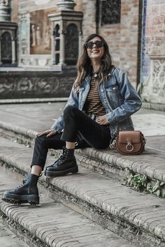 Dc Martens Outfit, Jadon Doc Martens, Doc Martens Outfit Fall, Dc Martens, Fall Grunge, Style Denim Jacket, Outfit Botas