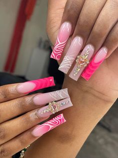 Pink Full Set Nails, Bad And Boujee Nails Pink, Nails Art Easy, How To Nail Art, Nails Art Simple, Nail Art 2022, Nail Art 2023, Art For Short Nails, Nail Art For Short Nails