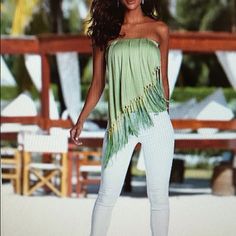 Sexy Ombre' Fringe Top - Off The Shoulder - Can Dress Up Or Dress Down - Soft Material - Very Comfy - Is A Size Xs But Would Also Fit A Size S - Has Stretch To It Because Of Elastic Going Across - Would Look Awesome With Ripped Jeans Yellow Tops For Beach Season Parties, Summer Stretch Fringe Tops, Yellow Strapless Beach Top, Strapless Yellow Beach Top, Green Summer Party Top, Green Strapless Tops For Vacation, Chic Summer Tops With Fringe, Chic Fringe Tops For Summer, Green Summer Top For Night Out