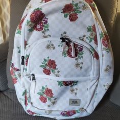 Beautiful Floral Design! Trendy White Standard Backpack, White Everyday Bags For Back To School, White Vans Bags, White Standard Backpack, White Backpack For Errands, White Everyday Backpack For Back To School, White Standard Backpack For Errands, Trendy Vans Travel Bag, White Backpack With Adjustable Strap For Back To School