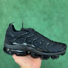 Nike Vapormax Black Size 10.5 Ds Vapormax Pro Nike, Black Vapormax Shoes, Nike Vapormax Black, Vapormax Black, Vapormax Plus Black, Nike Vapormax Plus, Vapormax Flyknit 2021, Nike Vapormax, Nike Black