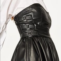 Nwt Edgy Faux Leather Strapless Mini Dress From Zara. Triple Side Buckle Detail And Exposed Zipper In Back. Larme Kei Fashion, Leather Corset Dress, Zara Black Dress, Kei Fashion, Black Leather Dresses, Zara Dress, Leather Corset, Suede Dress, Strapless Mini Dress