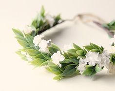 Halloween Fairies, Laurel Wreath Crown, Flower Head Piece, Luncheon Ideas, Bridal Wreath, Leaf Crown, Wreath Flower, Halloween Fairy, Ivory Flower