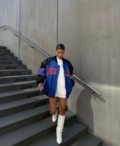 Top Aesthetic, Football Game Outfit, Ideas De Outfits, Looks Street Style, Football Outfits, Gameday Outfit, Festival Looks, White Boots, Gaming Clothes