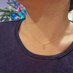 "Look at this beautiful 14k vermeil PEACE SIGN pendant with genuine diamond accent. Perfect dainty necklace for a Peace lover. 16\" or 18\"  vermeil chain." Peace Sign Necklace, Sign Necklace, Alexandria Va, Tiny Diamond, Dainty Necklace, Peace Sign, Necklace Etsy, That Look, Chain