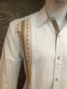 Beautiful Elegant Handcrafted Guayabera Shirt. Made in Merida Yucatan Mexico 100% Fine Linen Long Sleeve Cross Stitch Embroidery Has a light brown and regular brown style embroidery combination. Very beautiful. High Quality Product 100% Brand New! Good for formal or casual wear. Even for an special event like wedding,birthday,gift etc. Thank You and God bless you. Traditional Embroidered Shirt For Formal Occasions, Guayabera Wedding, Mens Guayabera Shirts, Merida Yucatan Mexico, Suede Jacket Men, Brown Embroidery, Cuban Shirts, Mens Dress Shirts, Guayabera Shirt