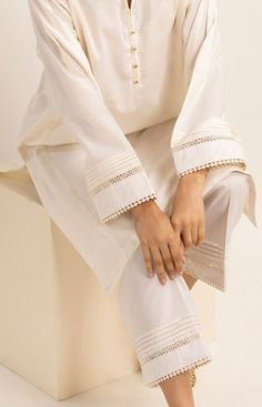 Fancy Abaya, Cotton Suit Designs, Women Trousers Design, Abaya Design, Lace Dress Design, Womens Trendy Dresses, Pakistani Fancy Dresses