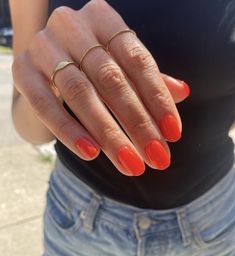 Manicure Spring 2024, End Of Summer Nails Ideas Short, Aperol Nails, Aperol Spritz Nails, Summer Nails 2022 Color Trends, Nails Short Summer, Nails Simple Summer, Natural Almond Nails, 2022 Color Trends