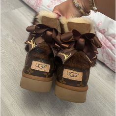 Louis Vuitton Uggs Made From Material Of A Real Louis Vuitton Bag Louis Vuitton Ugg Boots, Bedazzled Ugg Boots, Mcbling Clothing, Custom Uggs, Brown Shoes Women, Cheetah Print Clothes, Uggs Women, Real Louis Vuitton, Cute Uggs