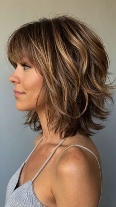 🌟 Elevate your look with master professional techniques with this smooth Layered Shoulder Length Hair With Bangs Medium-Length Shag Haircuts. Insider secrets unveiled for amazing makeover! Time-saving techniques included. Easy morning styling routine with Styling necessities. Perfect for special events and includes expert protective styling tips! #LayeredShoulderLengthHairWithBangsMedium-LengthShagHaircuts #Hairamazingmakeover #smoothHair #HairGoals #HairInspo Choppy Layered Bob Hairstyles Medium, Med Shag Hairstyles Medium Layered, How To Style Layered Shoulder Length Hair, Shag Haircut Back View, Shoulder Length Hair With Layers Choppy, Choppy Layers With Bangs, Layered Shag With Bangs, Layered Shoulder Length Hair With Bangs, Hairstyles For Medium Length Hair With Bangs