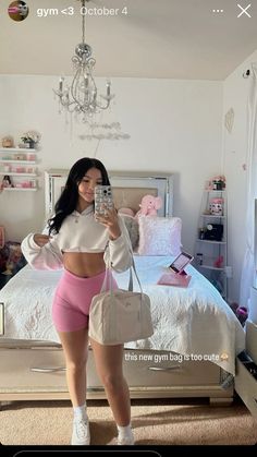 Gym Aesthetic Pink, Vision Board Fitness, Girl Gym Aesthetic, Baddie Gym Outfit, Gym Aesthetic Women, Gym Outfit Women, Gym Girl Aesthetic, Gym Outfit Inspo, Workout Selfie