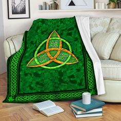 Irish Protection Viking Knot Green Fleece Blanket Patrick Day Bedroom Decor Fleece BlanketSt Patrick's Day Blanket Celtic Trinity Knot, Trinity Knot, Weighted Blanket, Beautiful Blankets, Woven Blanket, Fleece Throw, Fleece Throw Blanket, Good Sleep, Sherpa Blanket