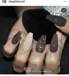 Pedicure Gel, Grey Nail Designs, Nagellack Trends, Super Nails, Ideas Nails, Dark Nails, Trendy Nail Art, Trendy Nail Design