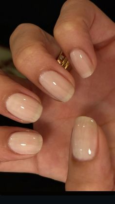 Nude French Nails, Overlay Nails, Short Glass, Edgy Nails, Glass Nails, Donut Glaze, Blogger Girl, Nails Inspo, French Nails