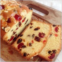 slices of fruit bread on a cutting board