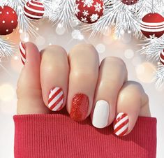 Short Xmas Nails Snowman, Christmas Nail Manicure, Christmas Theme Gel Nails, Christmas Nails Easy Kids, Christmas Nails Kids Easy, Christmas Gel Nails Short Square, Christmas Kids Nails, Christmas Nail Ideas For Kids, Christmas Nails For Kids Easy