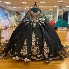 Black Quiencera Dresses, Quincenera Dresses Black And Red, Black With Red Roses Quince Dress, Black And Gold Charro Quinceanera Dresses, Black Gold Quinceanera Dresses, Black Quincenera Dresses, Black And Gold 15 Dresses, Quinceañera Black Dress, Quince Black Dresses