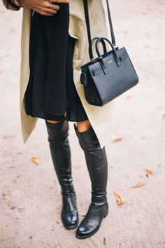 ❤️ bag and boots Куклы American Girl, Mode Shoes, Woman In Black, Simple Black Dress, Boating Outfit, Stil Inspiration, Looks Style