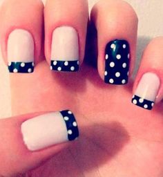 Artsy French Manucure : le renouveau de la french Gel Manicure Colors, Polka Dot Nail Designs, Dot Nail Designs, Polka Dot Nail Art, French Pedicure, Manicure Designs, French Manicure Designs, Manicure Colors, Dot Nail Art