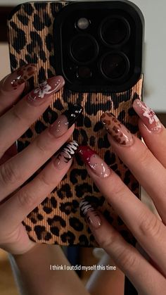 Leopard print hibiscus aesthetic nails Short Nails Leopard, Nails Cheetah Print, Tara Yummy Nails, Leopard Hibiscus Nails, Cheetah Hibiscus Nails, Dark Red Leopard Print Nails, Leopard Print Nails Y2k, Cheetah Print Nails Y2k, Leopard Print Nails 2000s