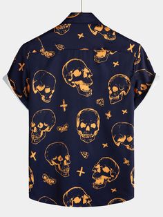 Men's Orange Skull Print Art Graphic Button up Short Sleeve Aloha Hawa – Atlanl Casual Chique, Novelty Shirts, Skull Shirts, Hawaiian Style, Skull Print, Look Cool, Printed Shorts, Hawaiian Shirt, Casual Button Down Shirts