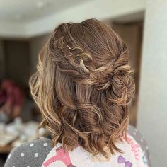 Braid Bun For Short Hair, Short Hair Bread Style, Fancy Hair Short, Confirmation Hairstyles Short Hair, Masquerade Ball Hairstyles Short, Fancy Hairstyles For Short Hair Prom Half Up Half Down, Easy Hoco Hairstyles Short Hair, Hairstyles For Formal Events Short Hair, Short Curly Hair Braid Styles