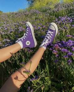 Boty Converse, Cute Converse Shoes, Converse Aesthetic, Purple Converse, Cute Converse, Dr Shoes, Preppy Shoes, Foto Tips, Mia 3