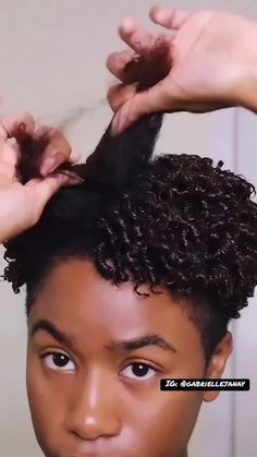 Knotless Braids On 4c Hair, Pondo Hairstyles, Braids On 4c Hair, Haircuts For Natural Hair, Afro Hair Inspiration, Black Women Updo Hairstyles, Finger Coils Natural Hair, Short Natural Curls