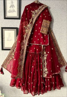 Red Dress Designs Pakistani, Pakistani Bridal Garara, Mehndi Designs Dress, Eid Outfits Pakistani 2024, Lehenga Kurti Designs, Red Nikkah Dress, Mehndi Lehnga Designs, Eid Dress Designs Ideas 2024, Bridal Garara Design